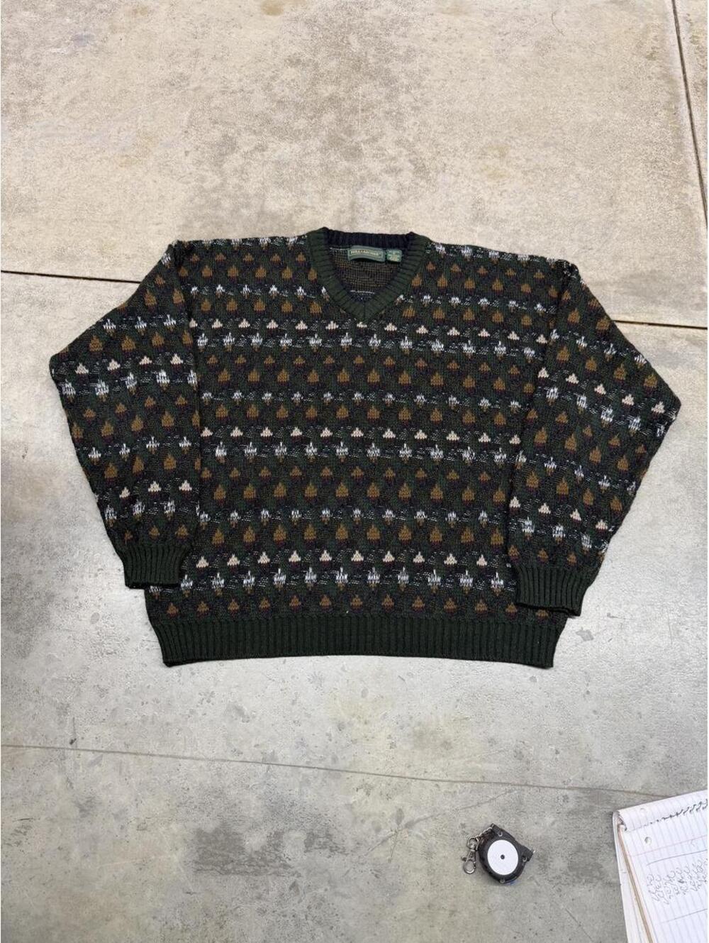 vintage green and tan v neck knit sweater size xl
